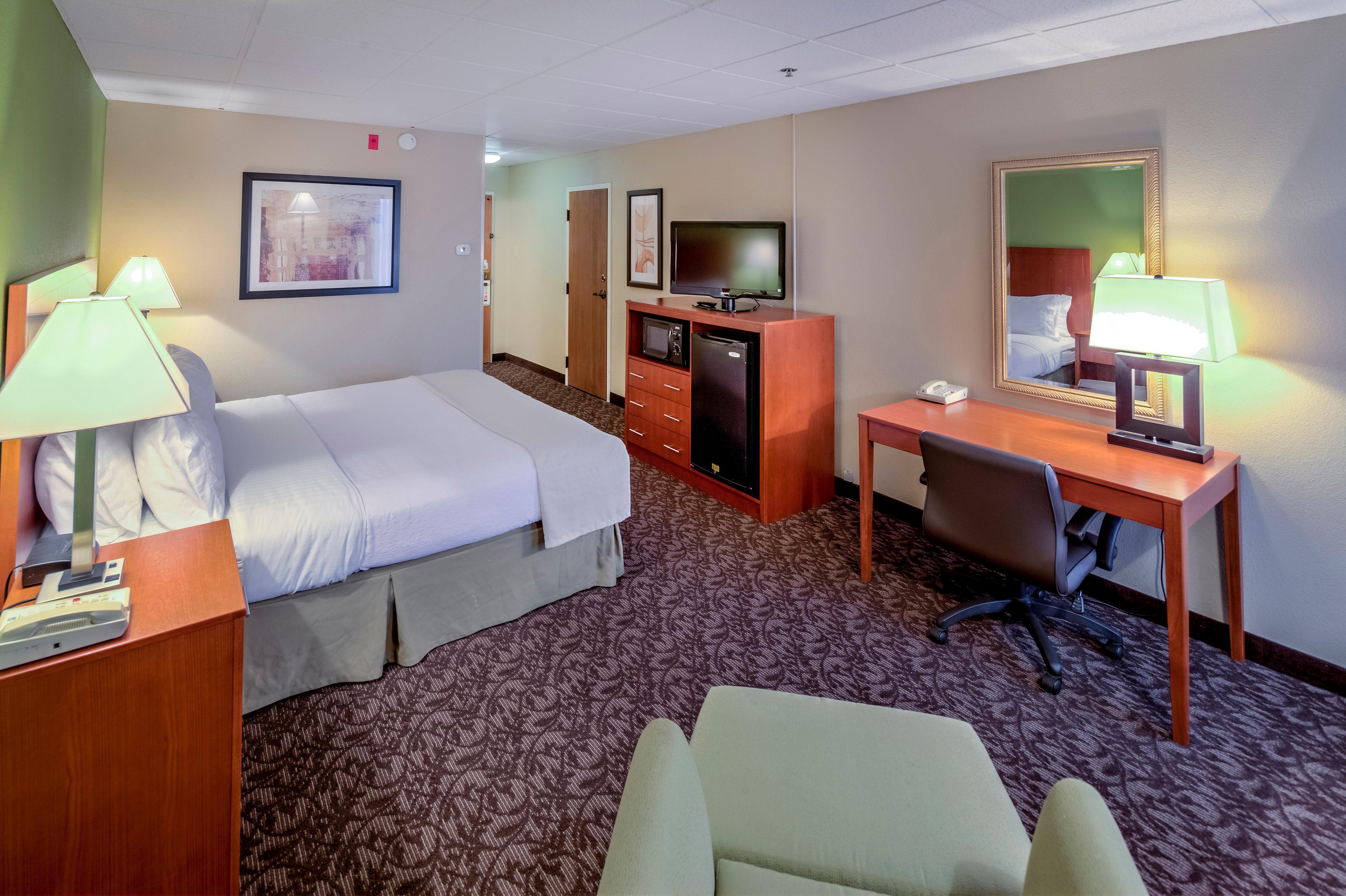 Quality Inn & Suites Downtown Мансфийлд Екстериор снимка